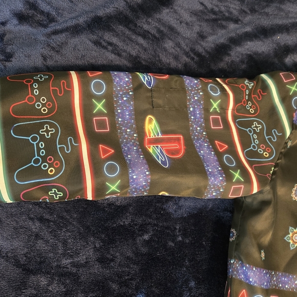 Jacket - Picture 2 of 11